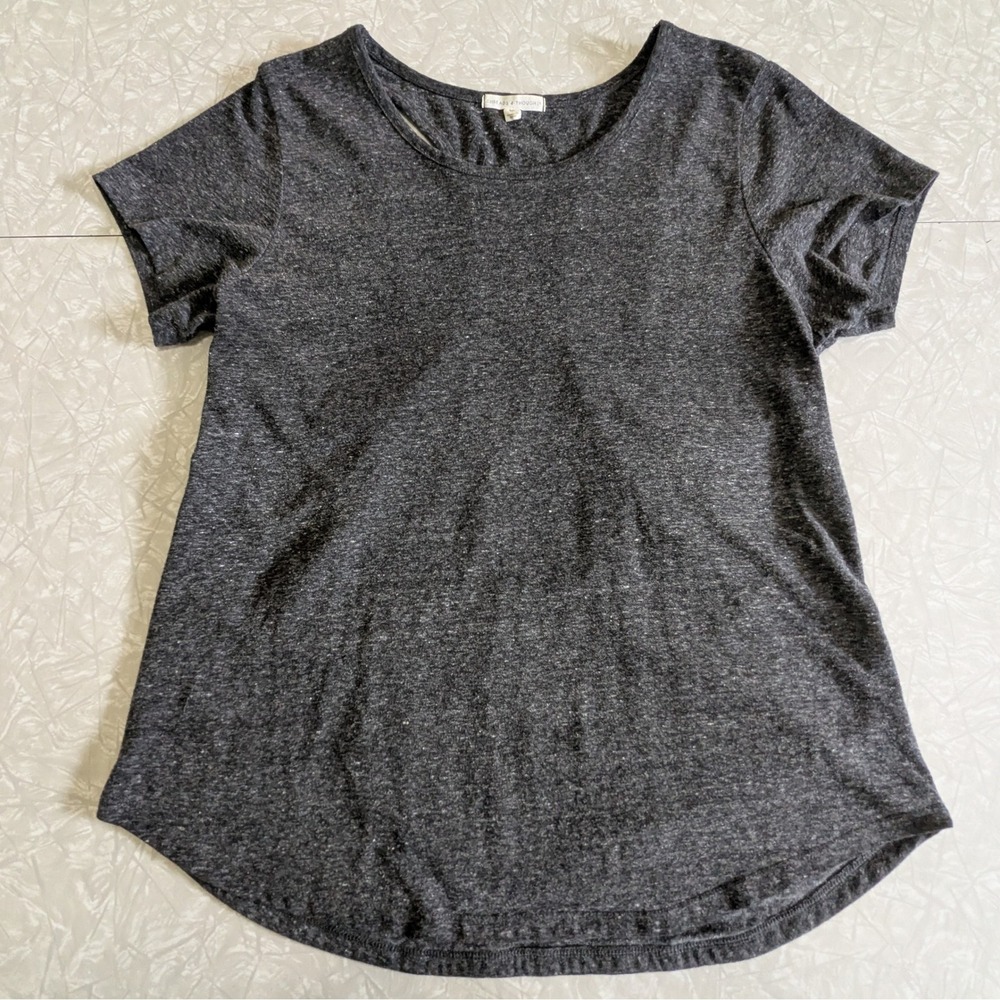 Threads 4‎ Thought Womens M Grey Strappy Open Back Yoga T-Shirt